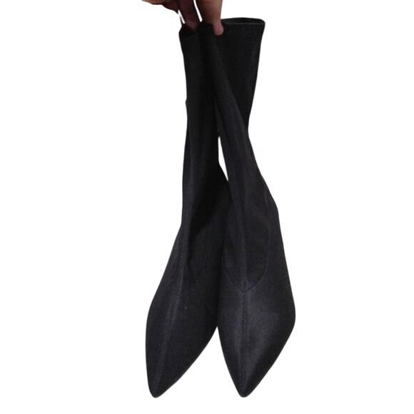 [H256] Solid Black Pointed Toe Slip On Heeled Booties - Picture 5 of 10